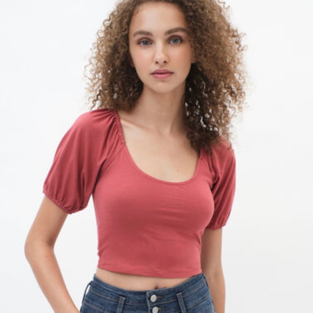 🆕 Aéropostale Strappy Back Puffy Sleeve Crop Top